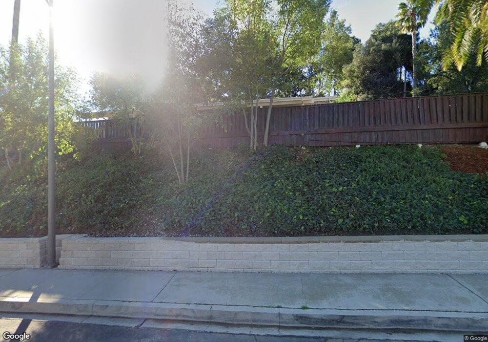 22246 Ybarra Rd, Woodland Hills, CA 91364 - photo 1