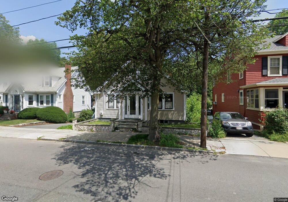 729 Lagrange St, West Roxbury, MA 02132 - photo 1