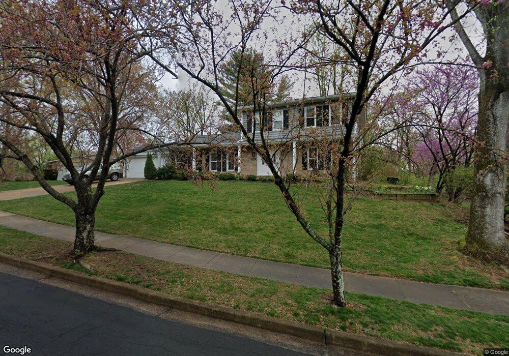 1709 Hicks Dr, Vienna, VA 22182 - photo 1