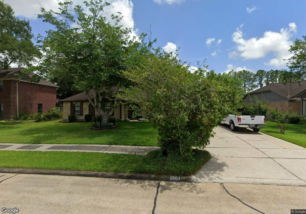 1210 Bayou Oak Dr, Friendswood, TX 77546 - photo 1