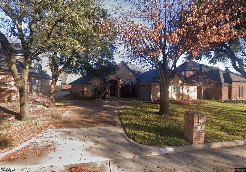 1632 Oak Creek Dr, Hurst, TX 76054 - photo 1