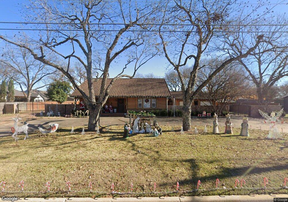 2514 Murphy Dr, Bedford, TX 76021 - photo 1