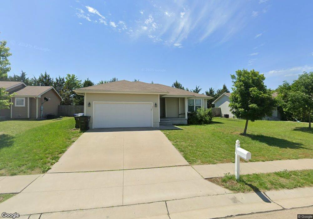 407 SE 44th St, Topeka, KS 66609 - photo 1
