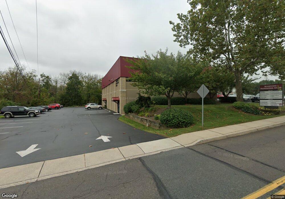 137 Montgomery Ave unit 201, Boyertown, PA 19512 - photo 1