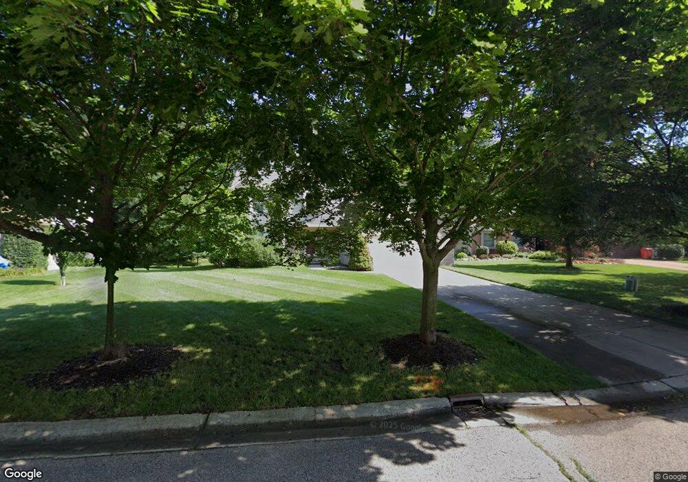 1724 Heron View Ct, West Bloomfield, MI 48324 - photo 1