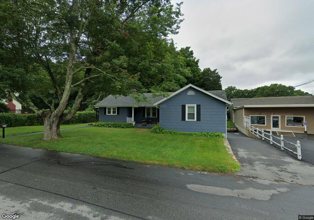 517 Davis Rd, Danielson, CT 06239 - photo 1