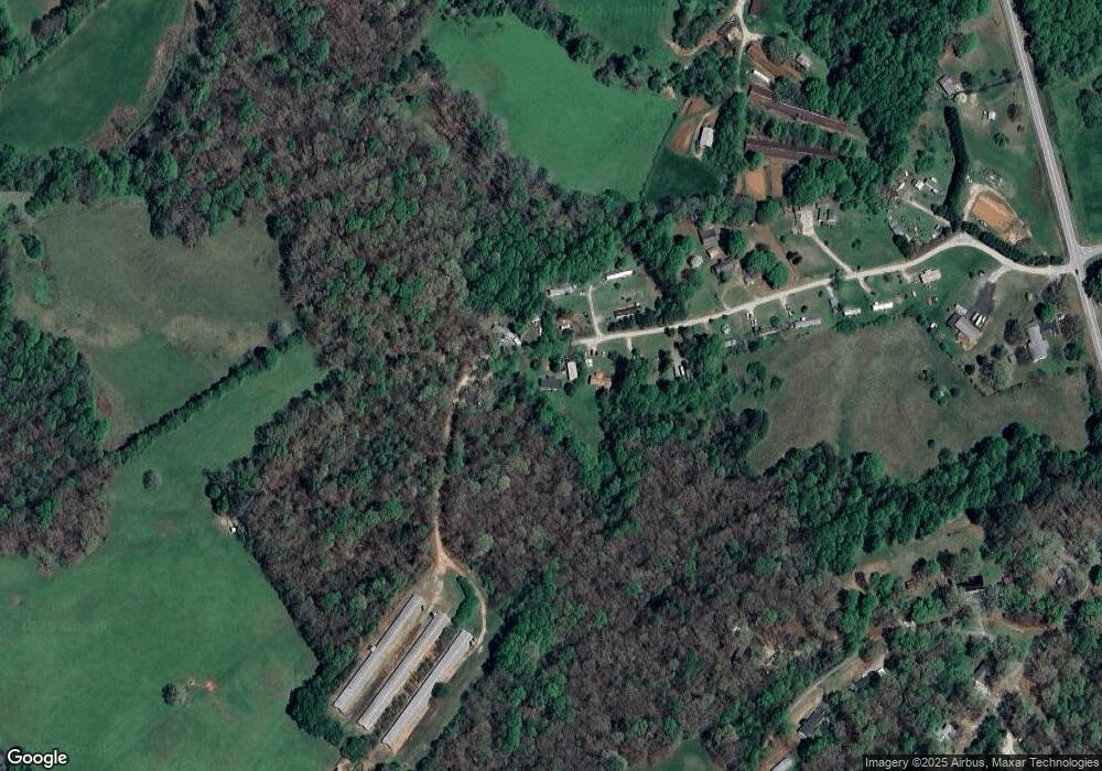 360 Canterberry Trail, Mount Airy, GA 30563 - photo 1