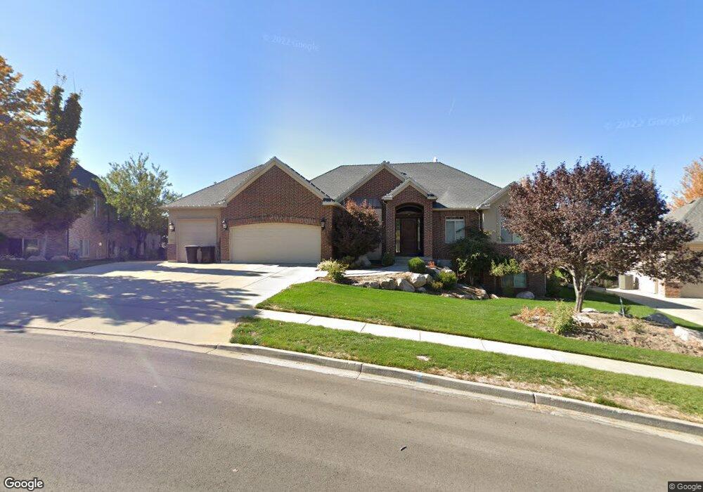 4446 Devonshire Dr unit 404, Bountiful, UT 84010 - photo 1