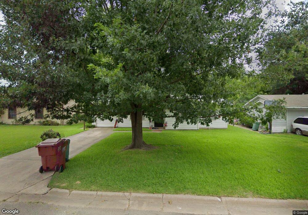 241 Victory St, Bonham, TX 75418 - photo 1