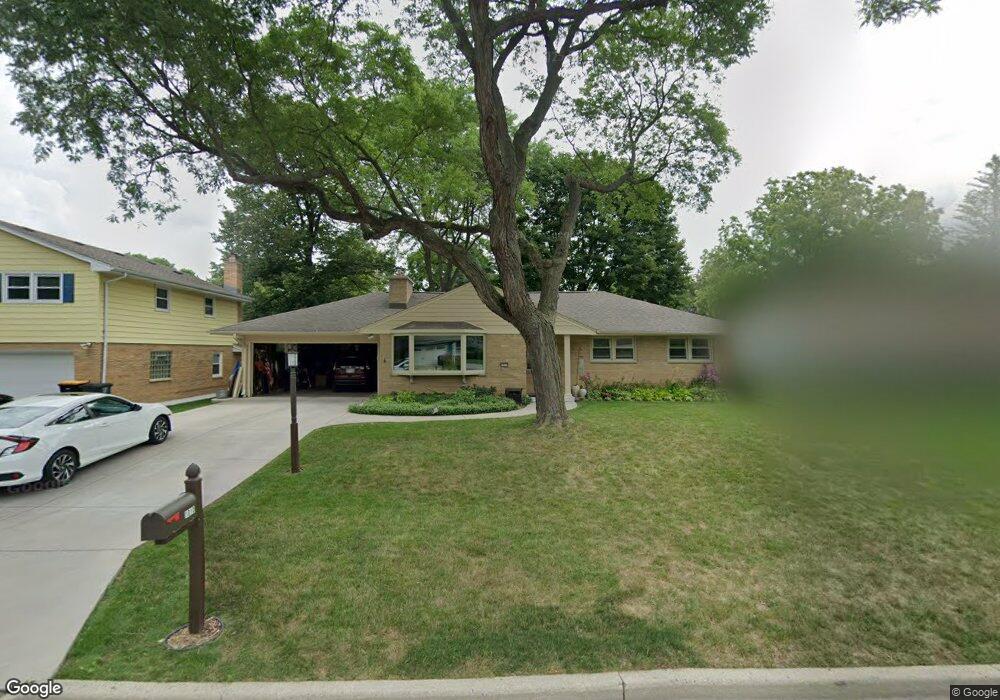 1010 N 122nd St, Milwaukee, WI 53226 - photo 1