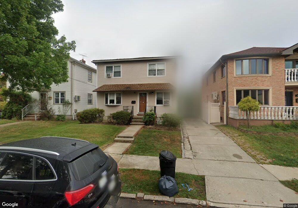 5022 189th St, Fresh Meadows, NY 11365 - photo 1