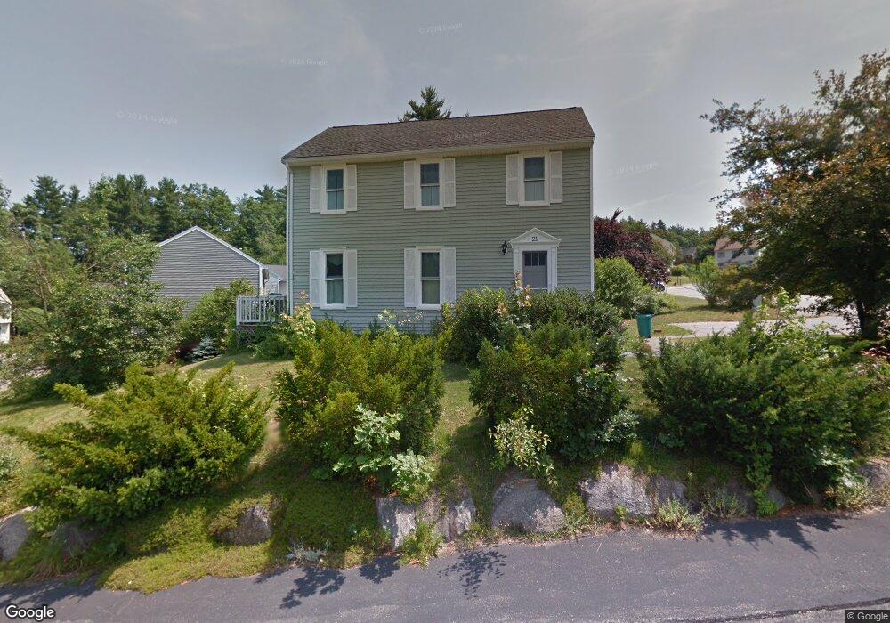 21 Ivy Cir, Dracut, MA 01826 - photo 1