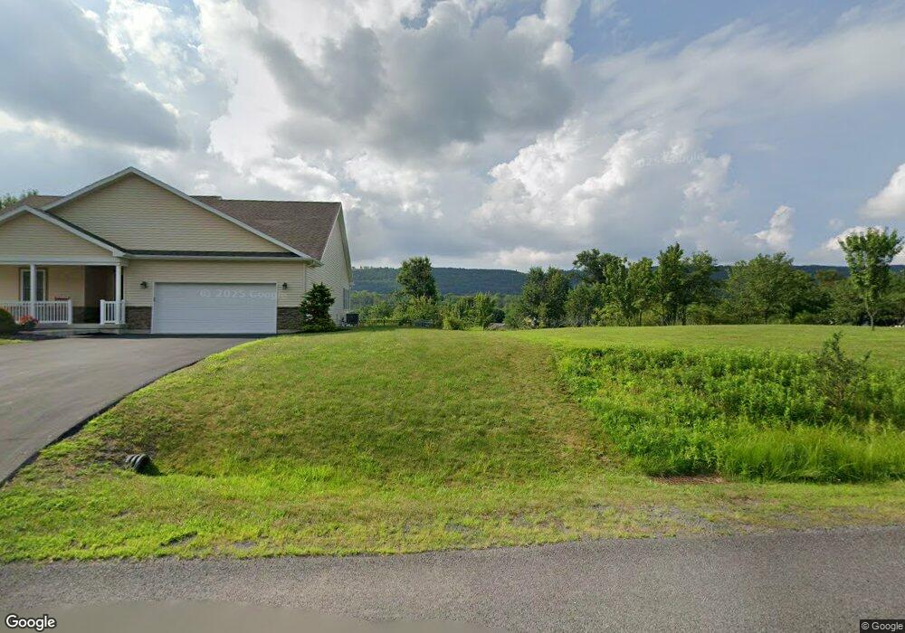 25 Lamont Dr, Butler Township, PA 18222 - photo 1