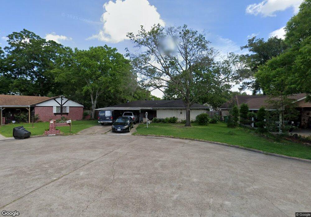 6434 Maple Hill Dr, Houston, TX 77088 - photo 1