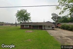203 E 6th St, Hooks, TX 75561