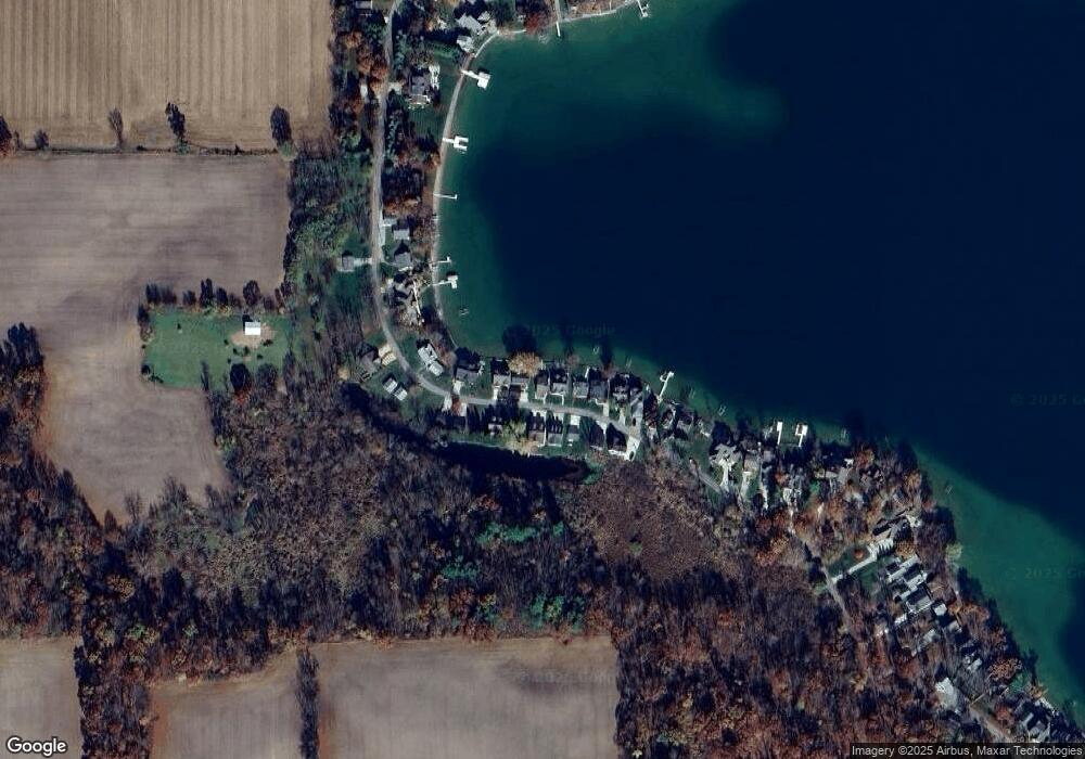 6804 W South Lake Gage Dr, Angola, IN 46703 - photo 1