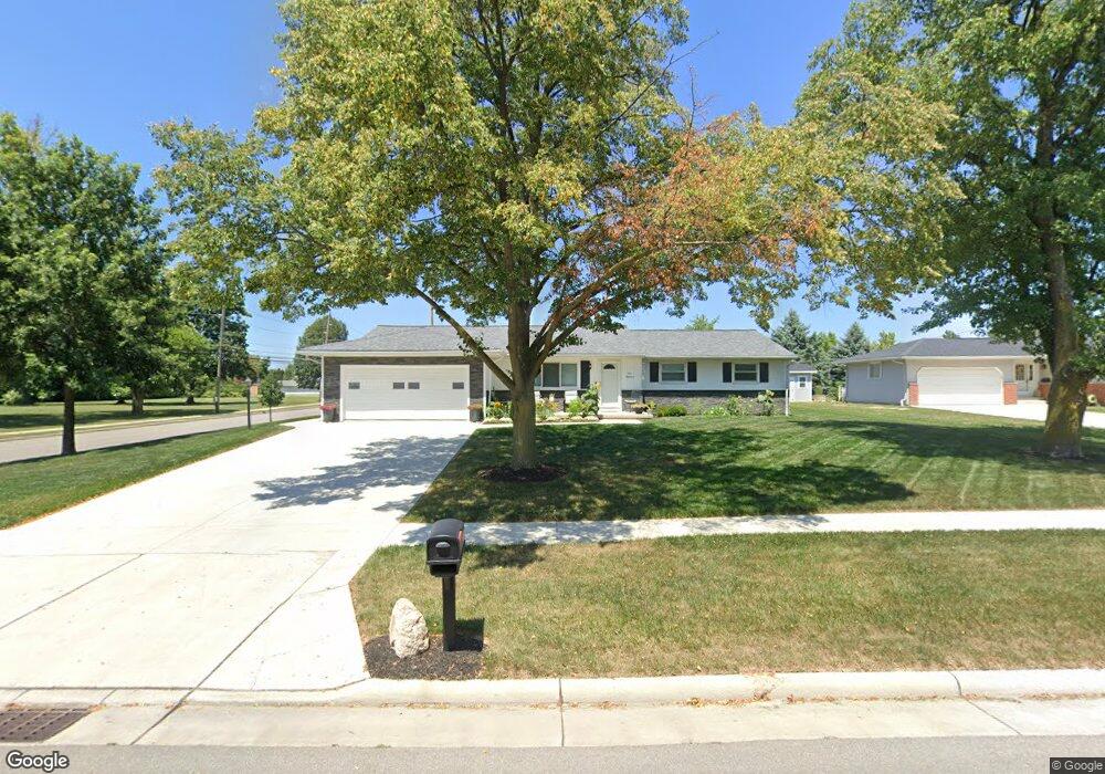 400 Murbach St, Archbold, OH 43502 - photo 1