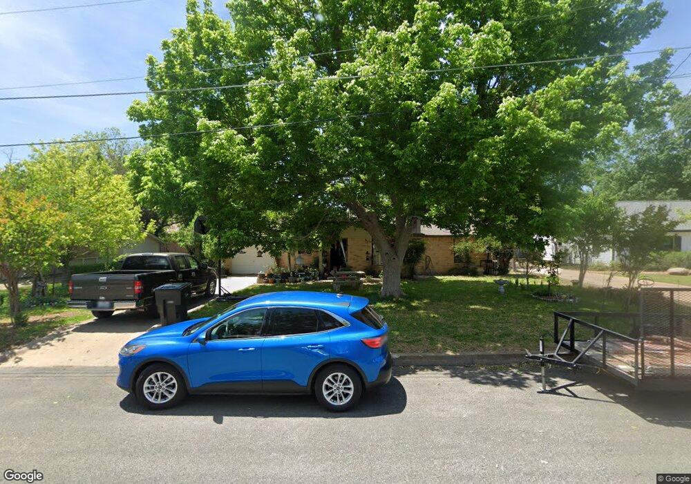 607 Town Creek Ct, Fredericksburg, TX 78624 - photo 1