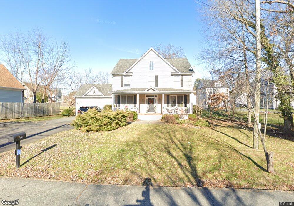 621 E G St, Purcellville, VA 20132 - photo 1