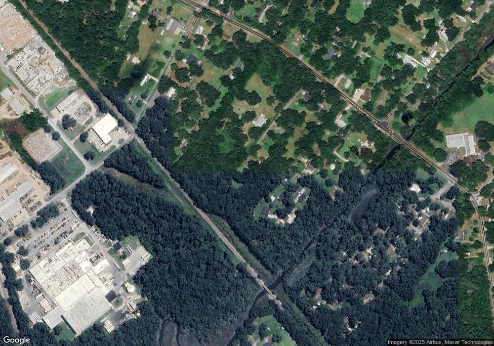 141 Lamar Ln, Brunswick, GA 31520 - photo 1