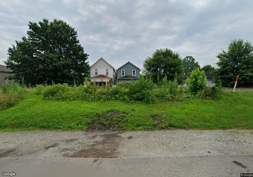 421 Kennedy Ave, East Vandergrift, PA 15629 - photo 1