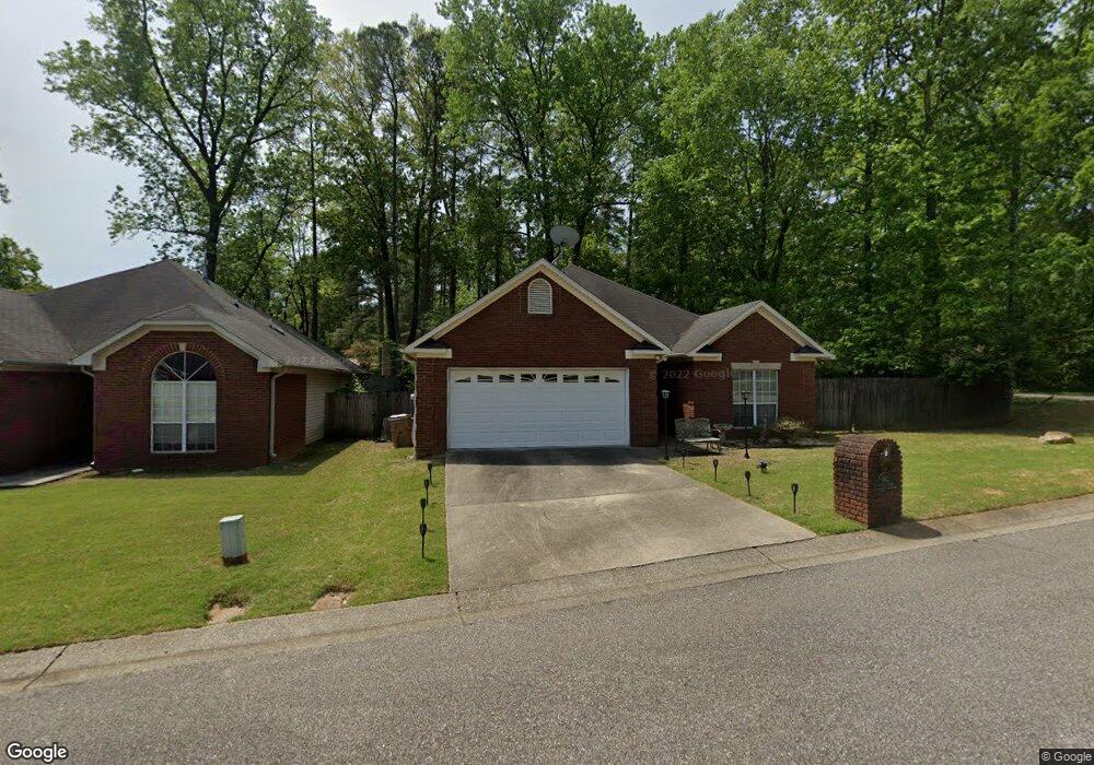 501 Lakeside Cir, Center Point, AL 35215 - photo 1