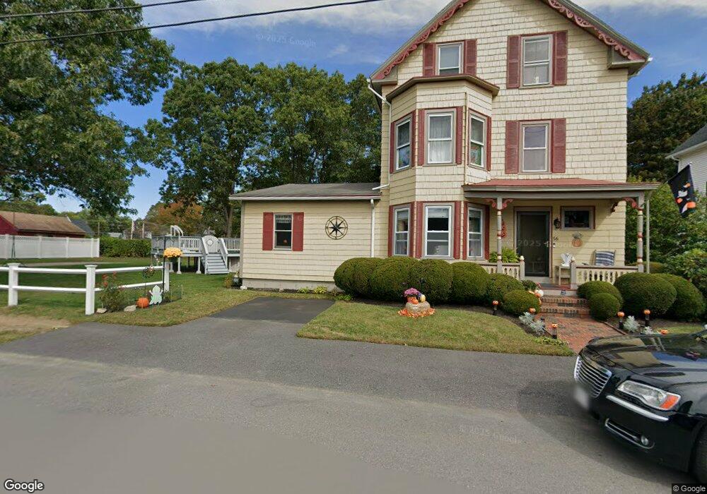 56 Willow St, Clinton, MA 01510 - photo 1