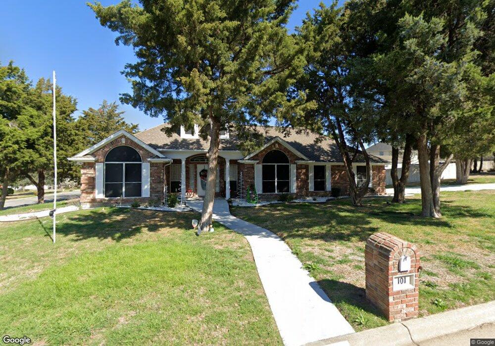 101 Thousand Oaks Cir, Weatherford, TX 76086 - photo 1