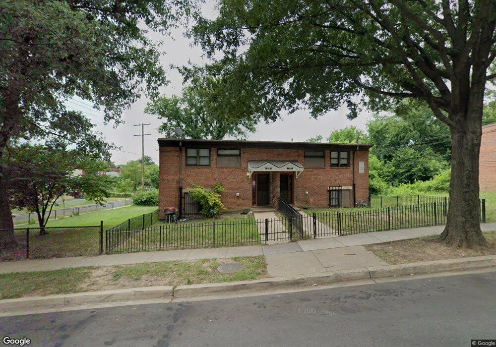 214 50th St NE unit 216, Washington, DC 20019 - photo 1