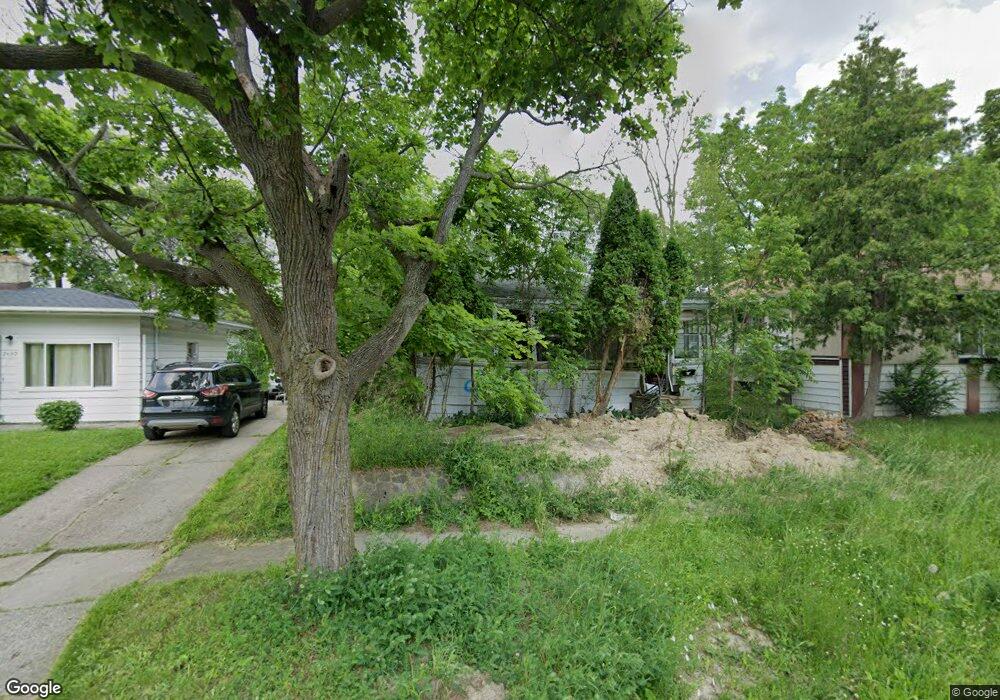 2422 Gibson St, Flint, MI 48503 - photo 1