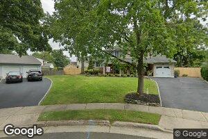 5 Wells Place, Middlesex, NJ 08846