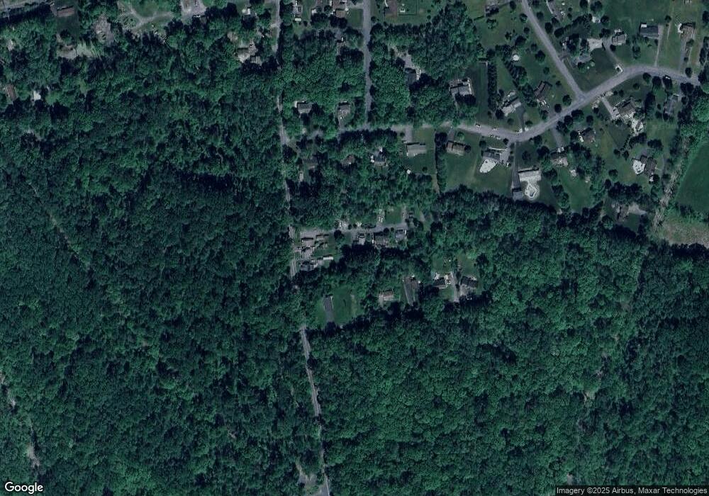 914 Jacobsburg Rd, Wind Gap, PA 18091 - photo 1