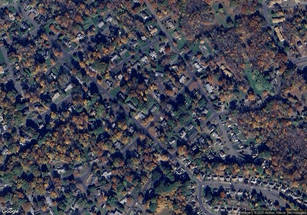 100 Deepwood Rd, Naugatuck, CT 06770 - photo 1