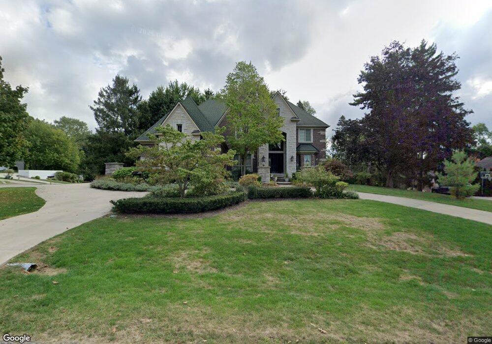 3631 Bayou Dr, West Bloomfield, MI 48323 - photo 1