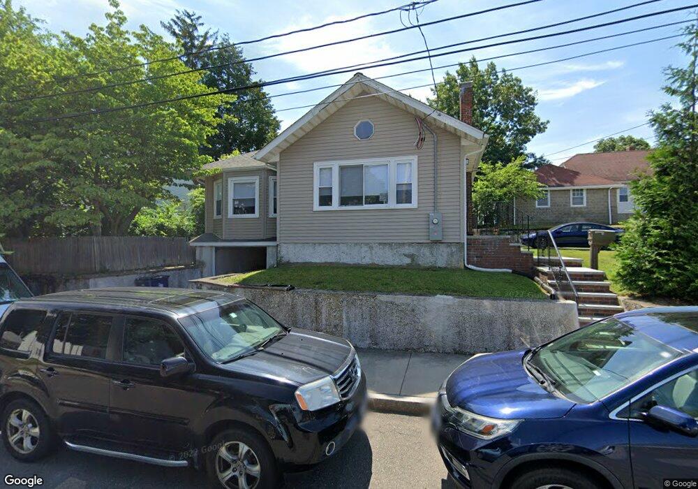 60 Hemlock Rd, West Roxbury, MA 02132 - photo 1