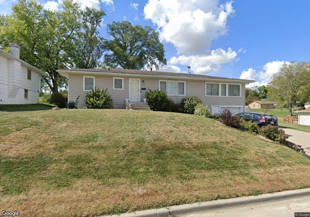 518 S 10th St, Adel, IA 50003 - photo 1