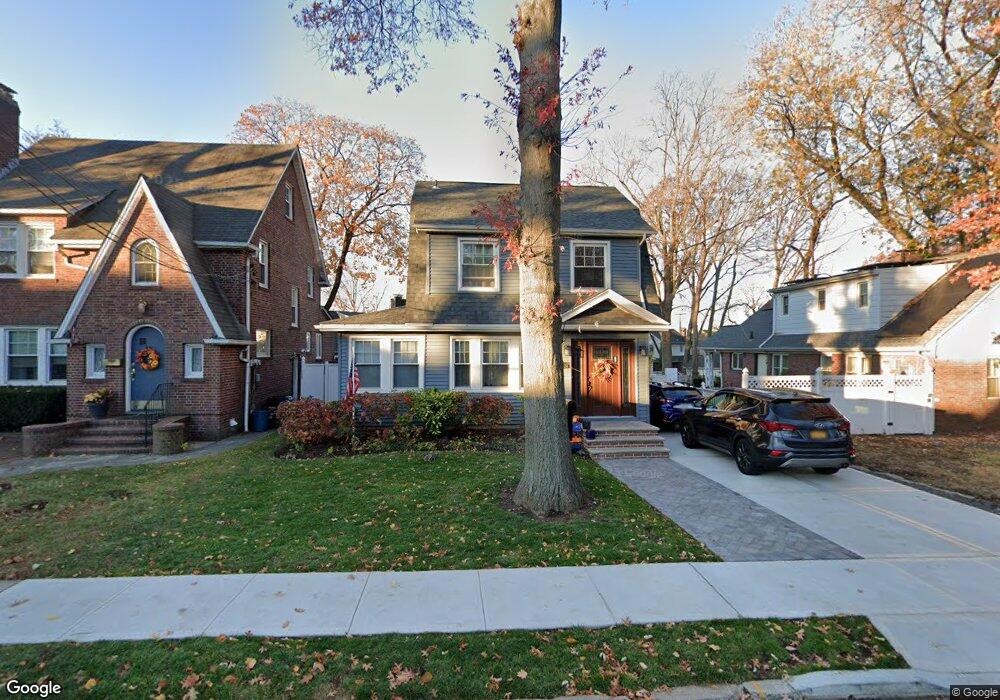 696 Broadway, Staten Island, NY 10310 - photo 1