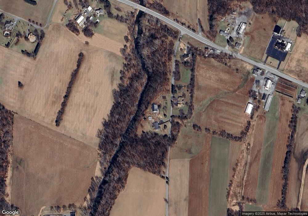 3300 Whippoorwill Dr, Taneytown, MD 21787 - photo 1