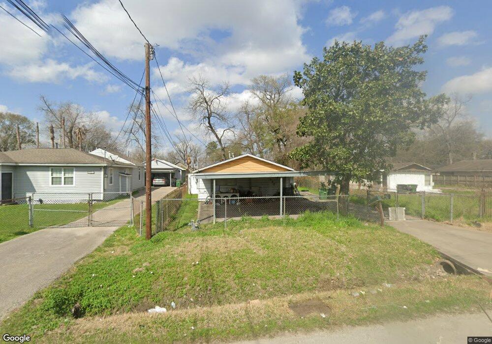 1317 Firnat St, Houston, TX 77022 - photo 1