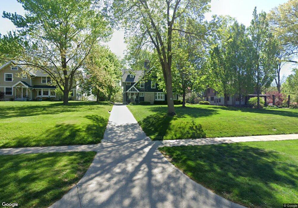 1117 44th St, Des Moines, IA 50311 - photo 1