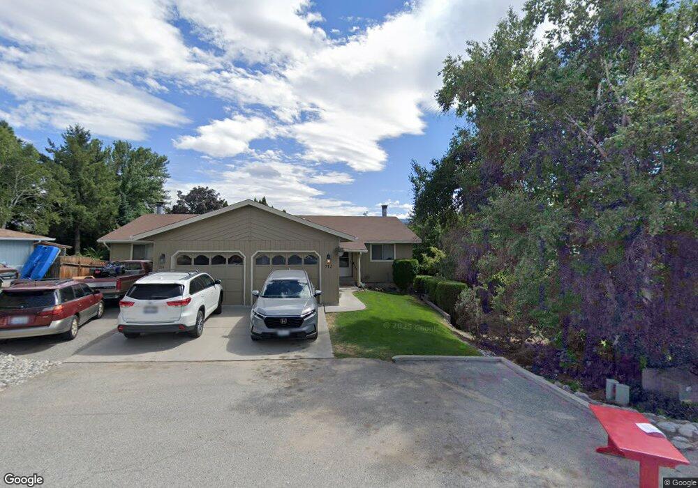 712 11th St NE, East Wenatchee, WA 98802 - photo 1