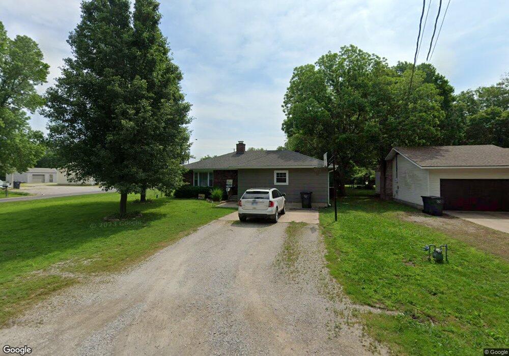 201 Wabash N A, Altamont, KS 67330 - photo 1