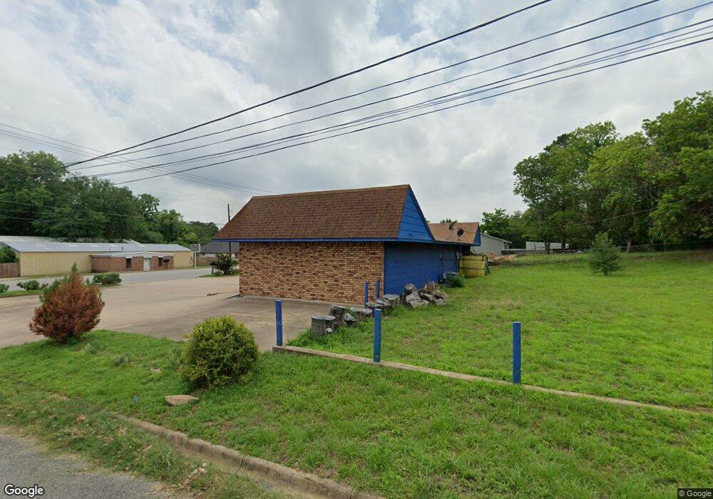 805 W Coffin St, Denison, TX 75020 - photo 1