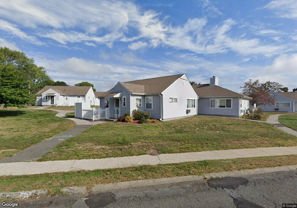 1055 James St, Chicopee, MA 01022 - photo 1