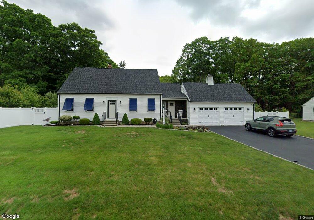 54 N Stonington Rd, Pawcatuck, CT 06379 - photo 1