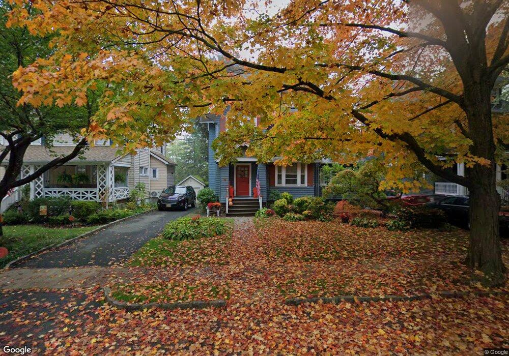 27 Clinton Rd, Glen Ridge, NJ 07028 - photo 1