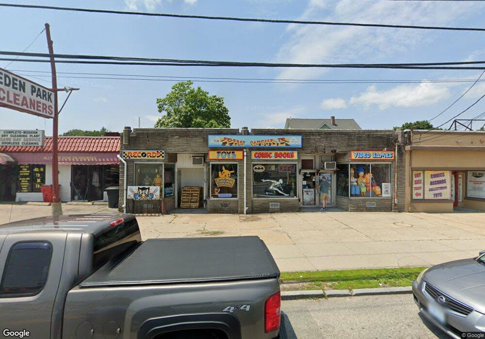 537 Pontiac Ave, Cranston, RI 02910 - photo 1