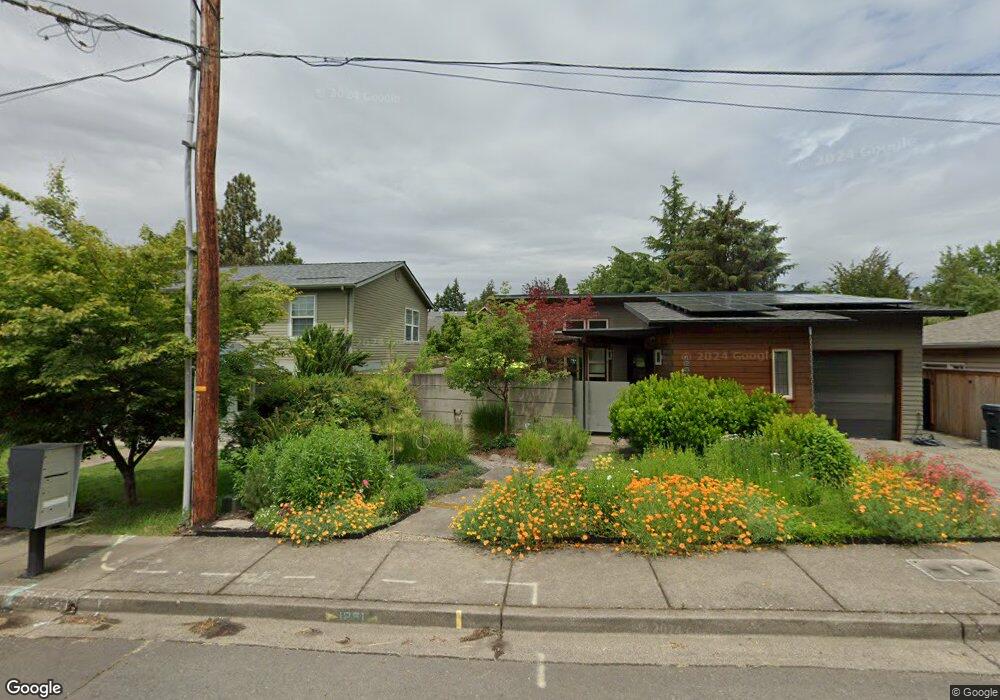 1267 Crenshaw Rd, Eugene, OR 97401 - photo 1