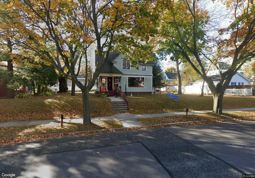 715 New York Ave, Manitowoc, WI 54220 - photo 1