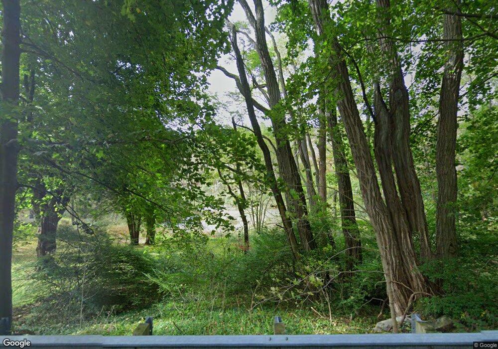 79 Claymilrivrd, Lenox, MA 01244 - photo 1